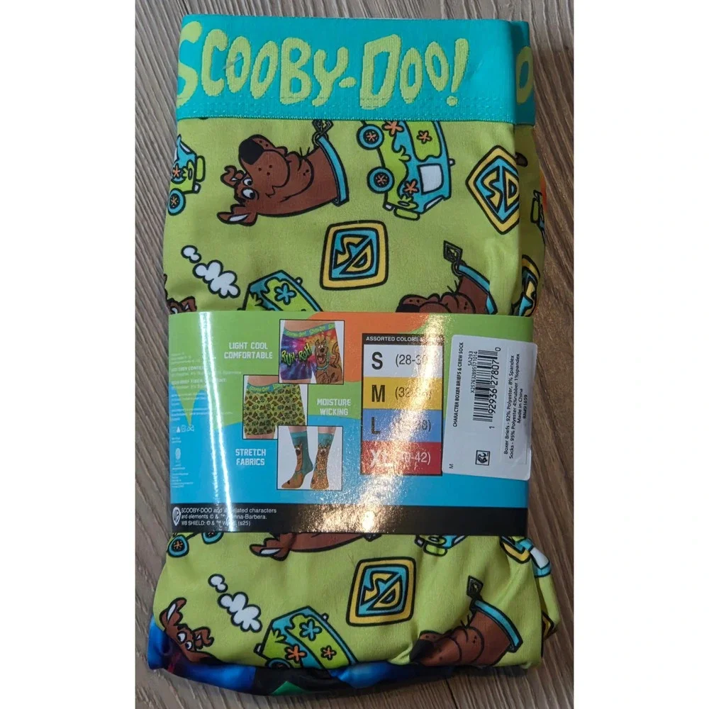 Scooby-Doo Mens 3 Piece Set 2 Pack Boxer Briefs and Athletic Crew Socks Medium
